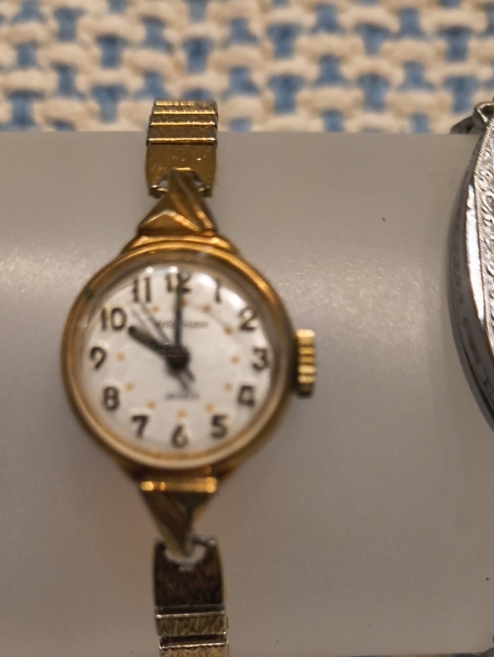 Antique Vintage Gold Women's Watches Bulova And Waltham Not Working Good Cond - Picture 3 of 7